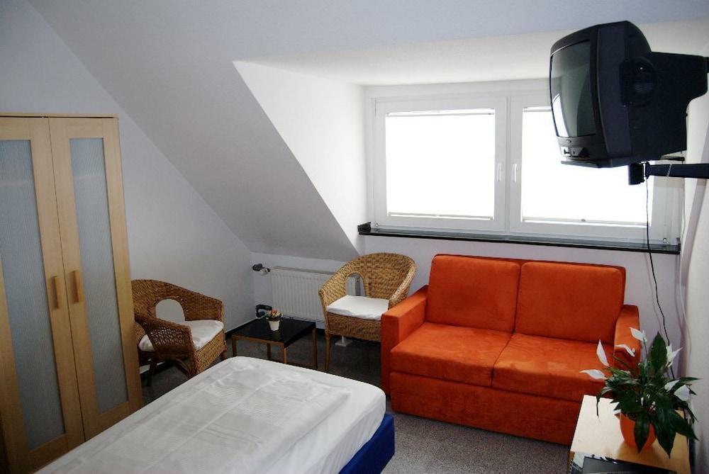 Rugs Hotel Duesseldorf Bagian luar foto