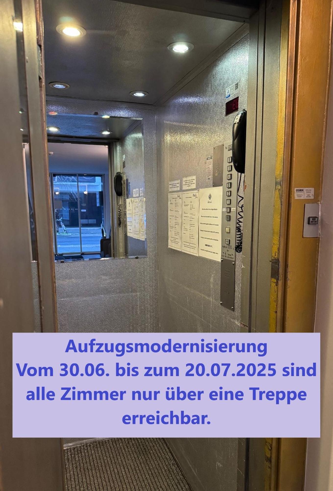 Rugs Hotel Duesseldorf Bagian luar foto