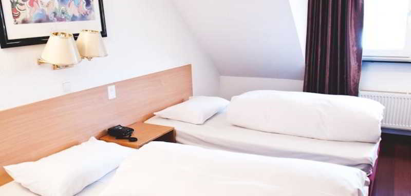 Rugs Hotel Duesseldorf Bagian luar foto