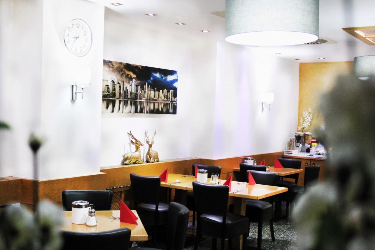 Rugs Hotel Duesseldorf Bagian luar foto