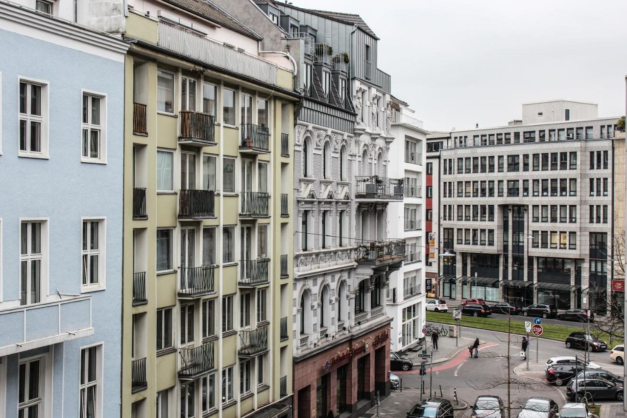 Rugs Hotel Duesseldorf Bagian luar foto