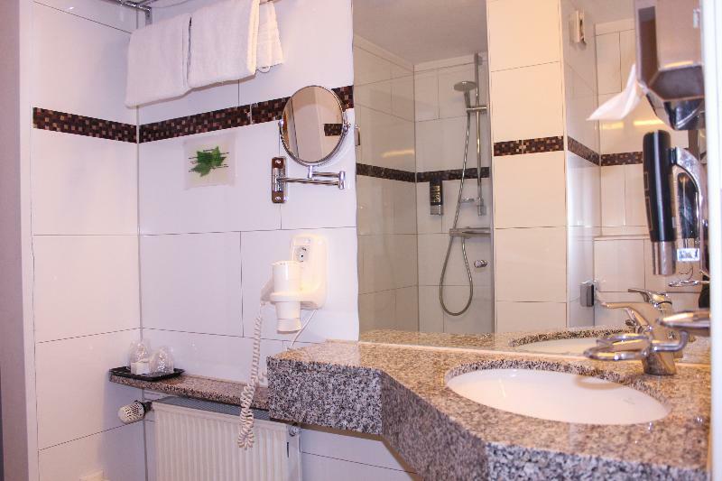 Rugs Hotel Duesseldorf Bagian luar foto